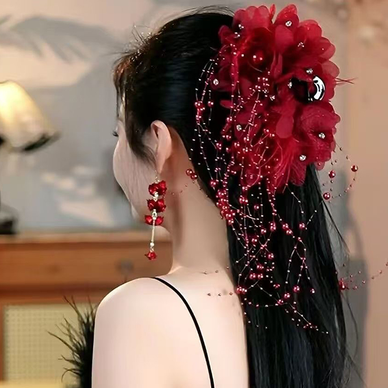 (.) Nuove Mollette per Capelli - String Of Pearls Plant recensione e prezzo